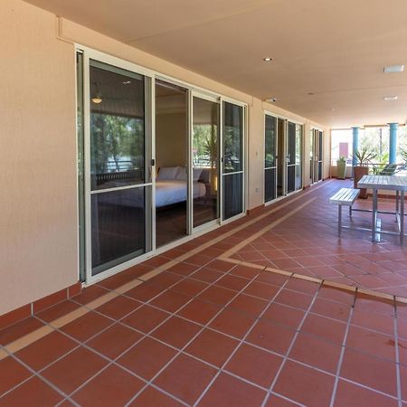 Apartment 2, 9 River Lane 曼纳姆 外观 照片