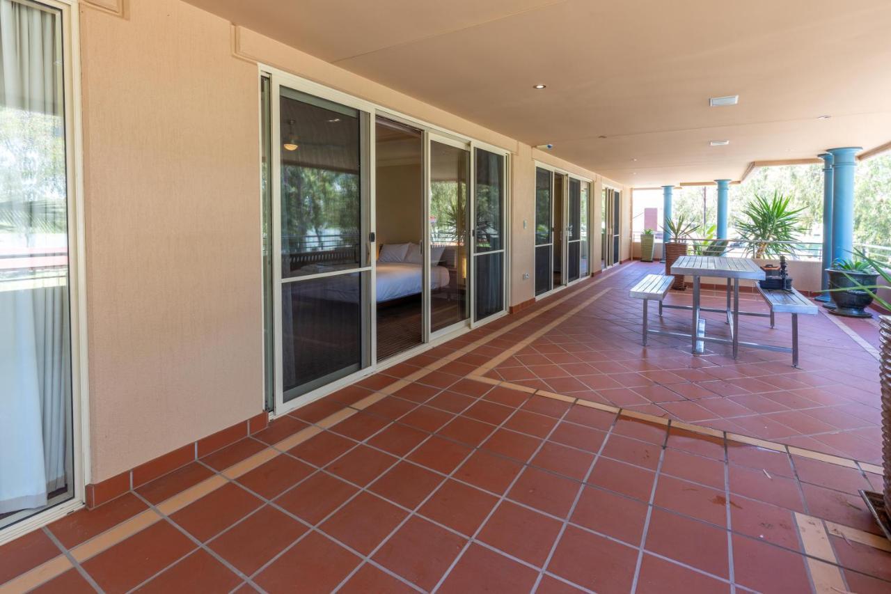Apartment 2, 9 River Lane 曼纳姆 外观 照片